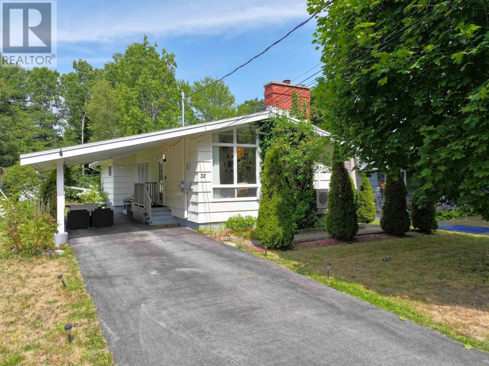 32 Murray Drive