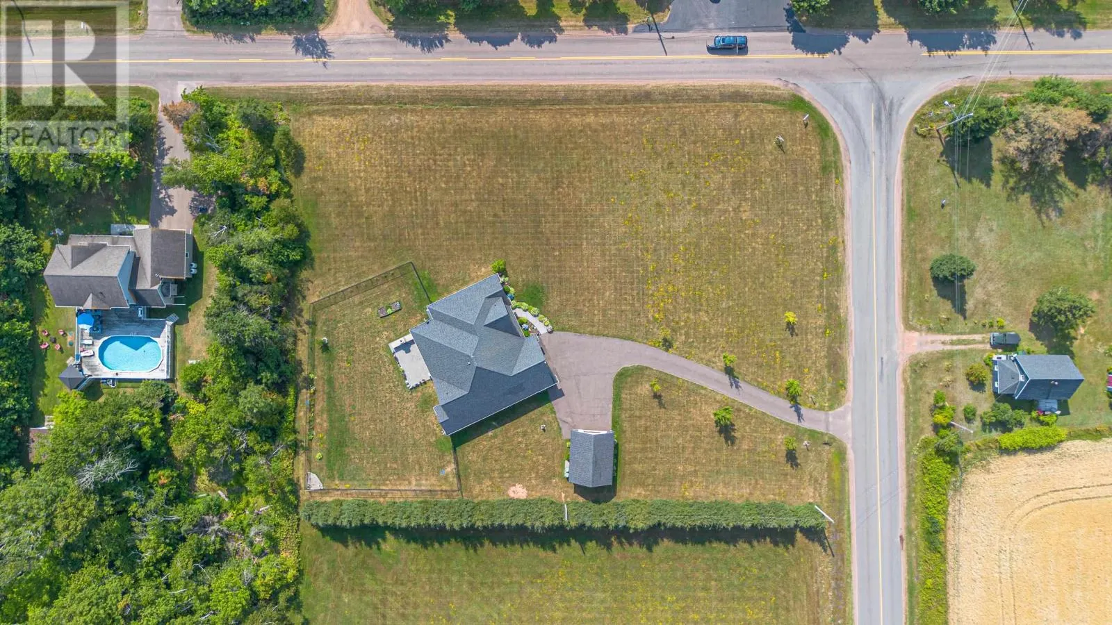 815 KENTYRE Road