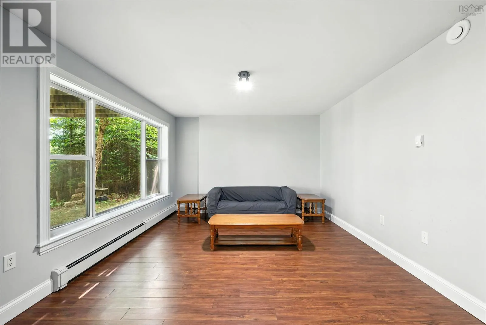 30 Oxer Close