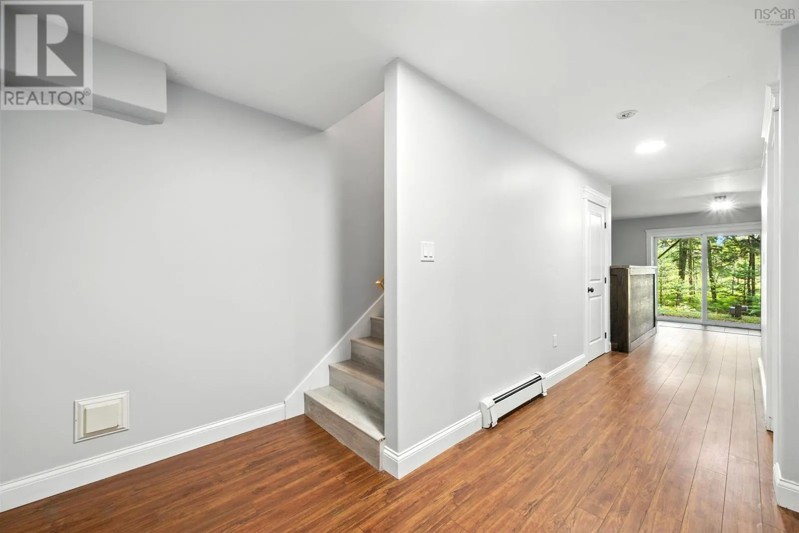 30 Oxer Close