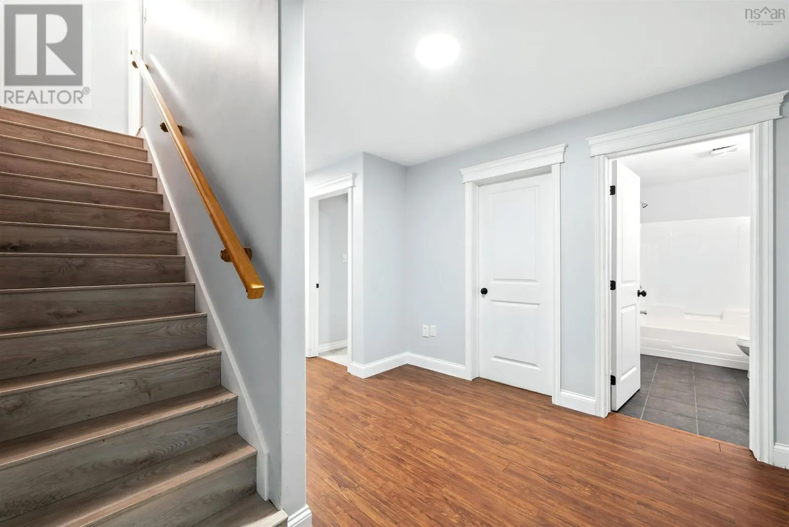 30 Oxer Close