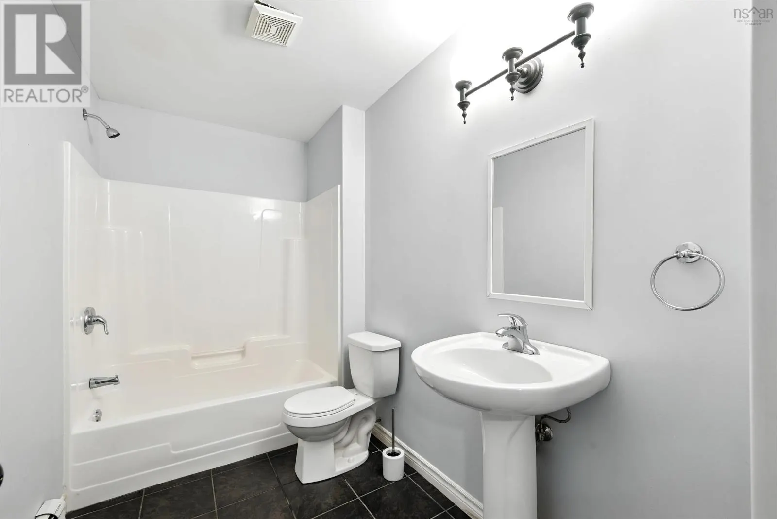 30 Oxer Close