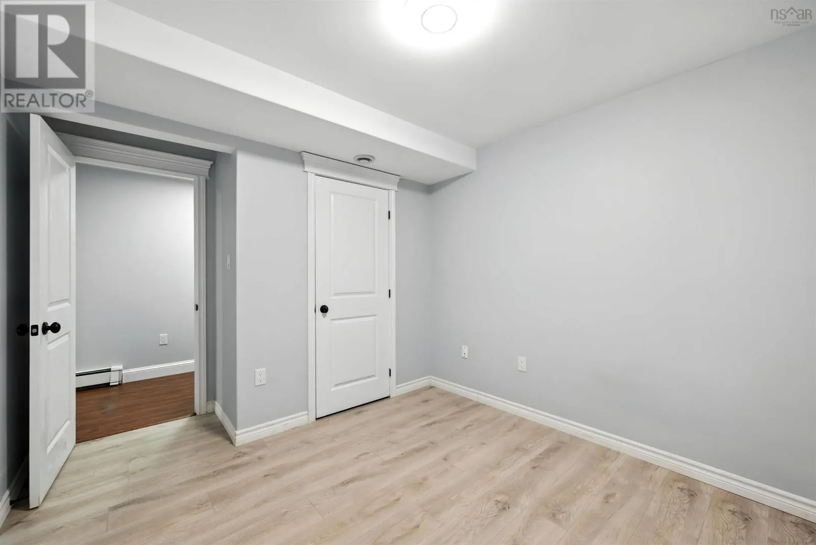 30 Oxer Close