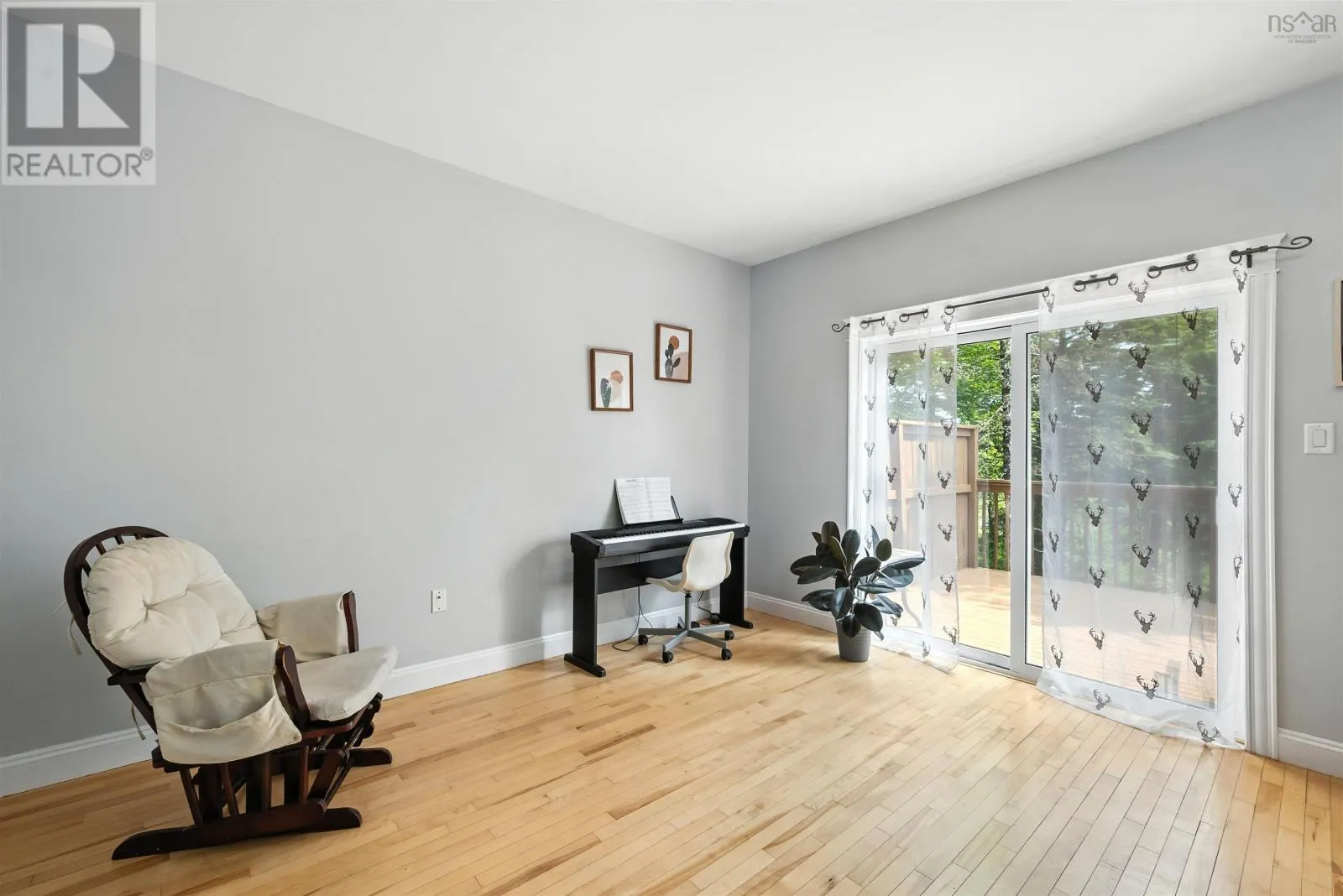 30 Oxer Close