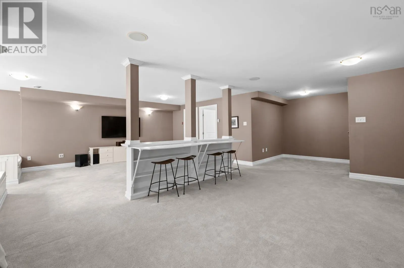 510 Gleneagles Drive