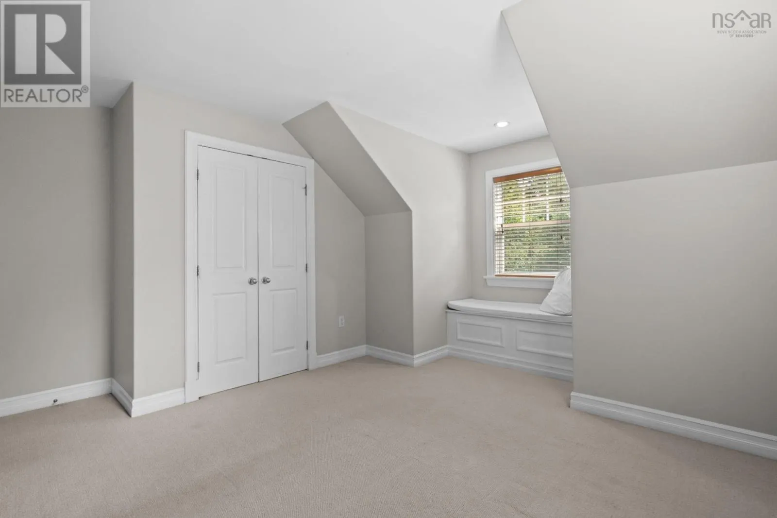 510 Gleneagles Drive