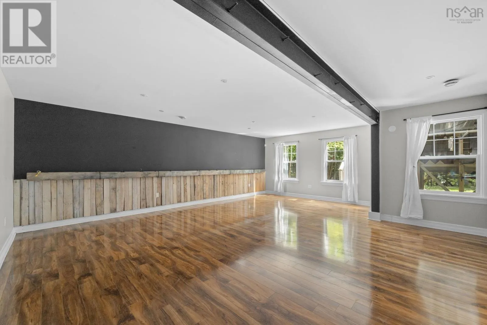 510 Gleneagles Drive