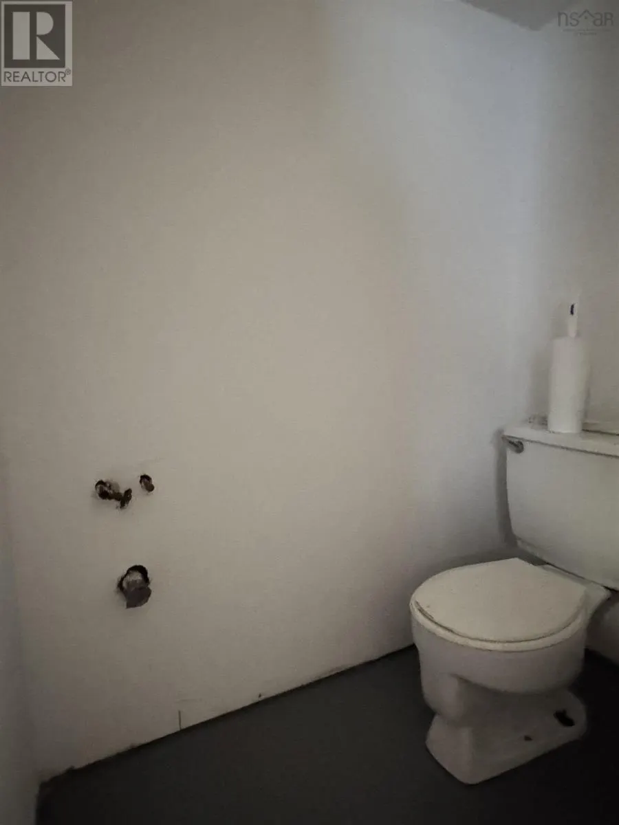 25 Roost Street