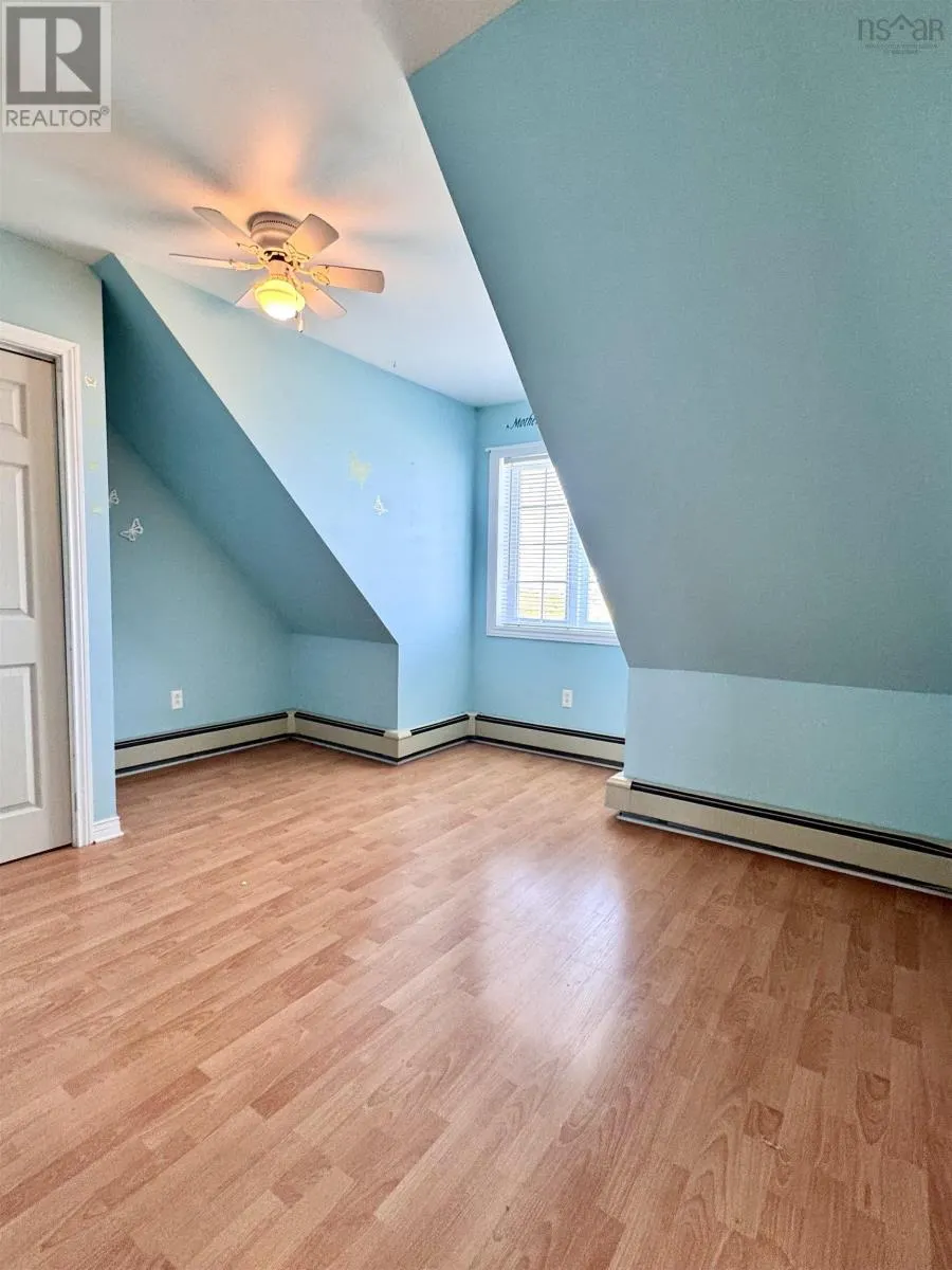 25 Roost Street