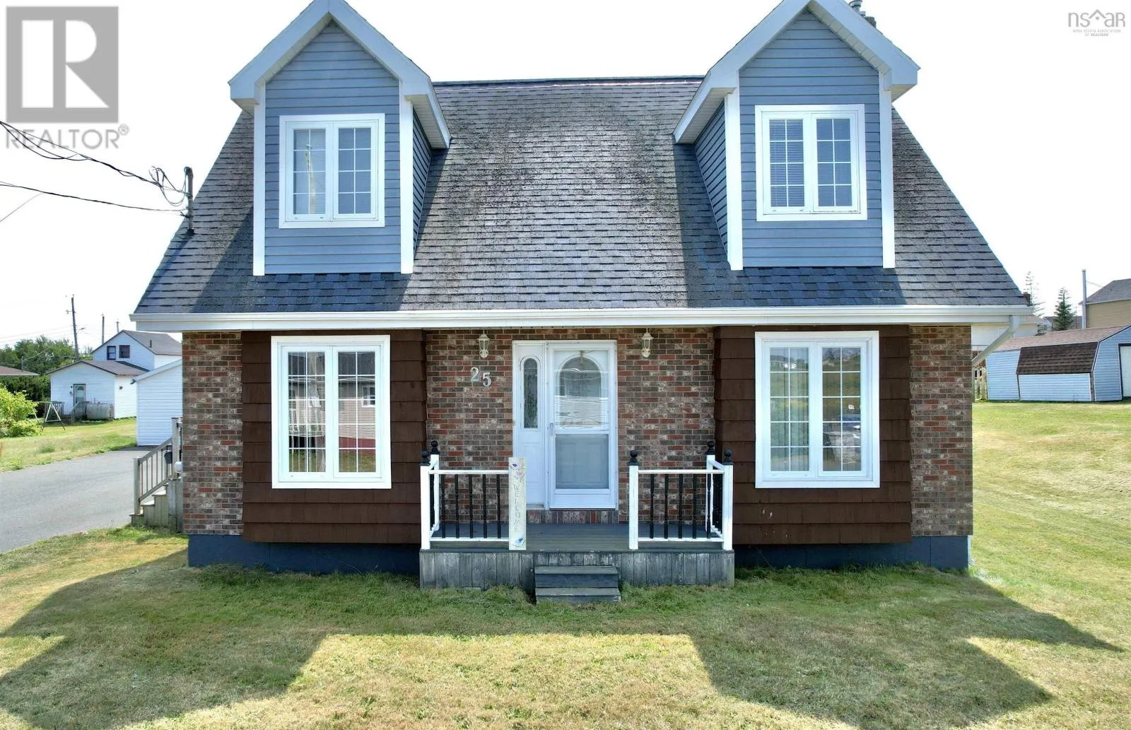 25 Roost Street