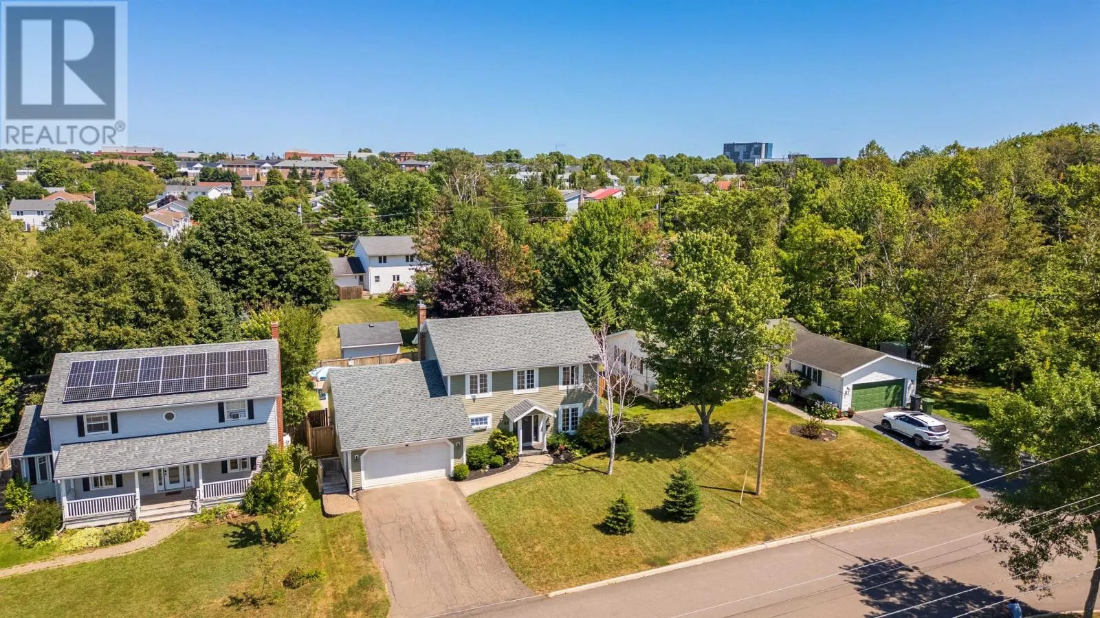 67 WARBURTON Drive