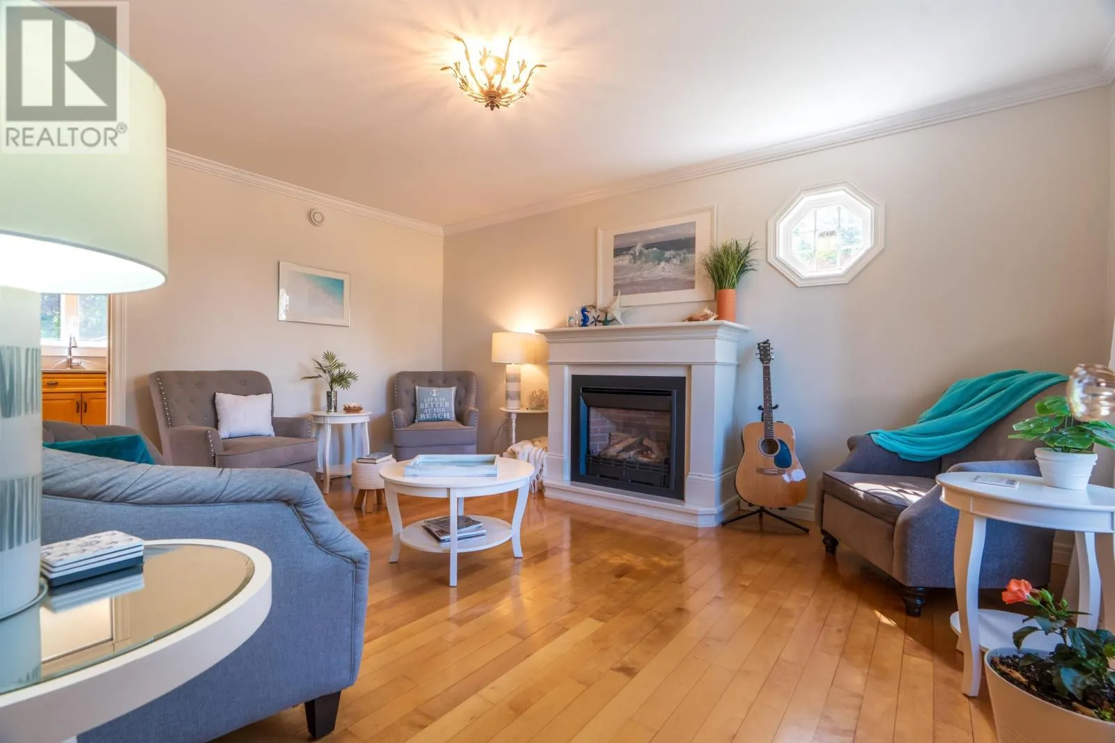 67 WARBURTON Drive