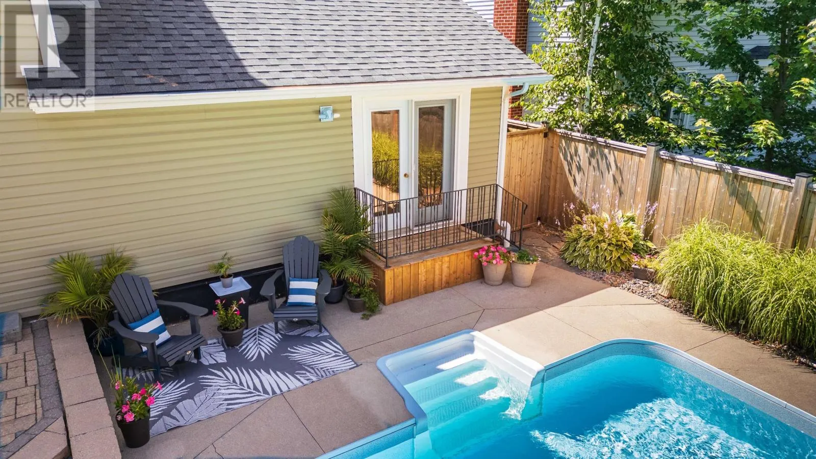 67 WARBURTON Drive