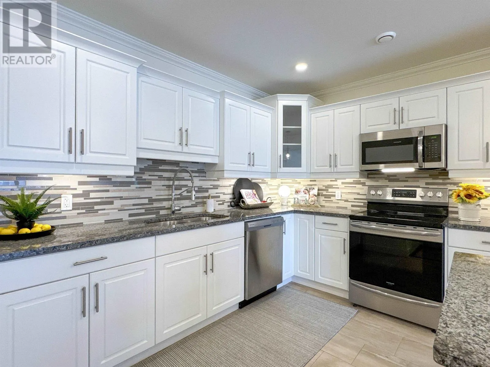 208 Shakespeare Drive
