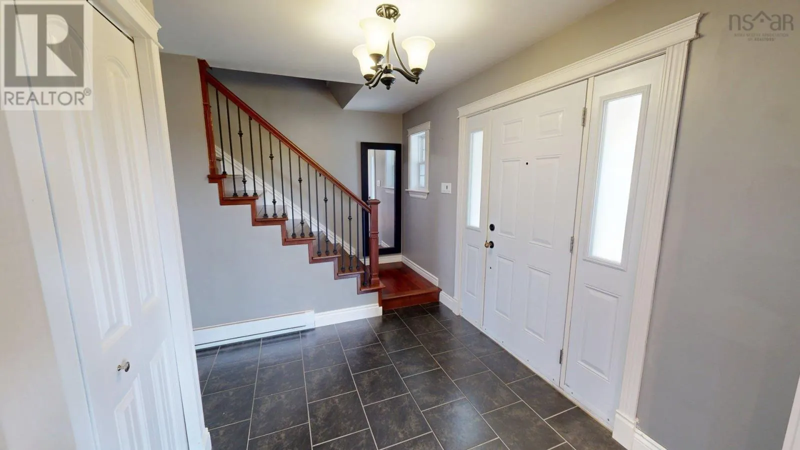 40 Saratoga Drive