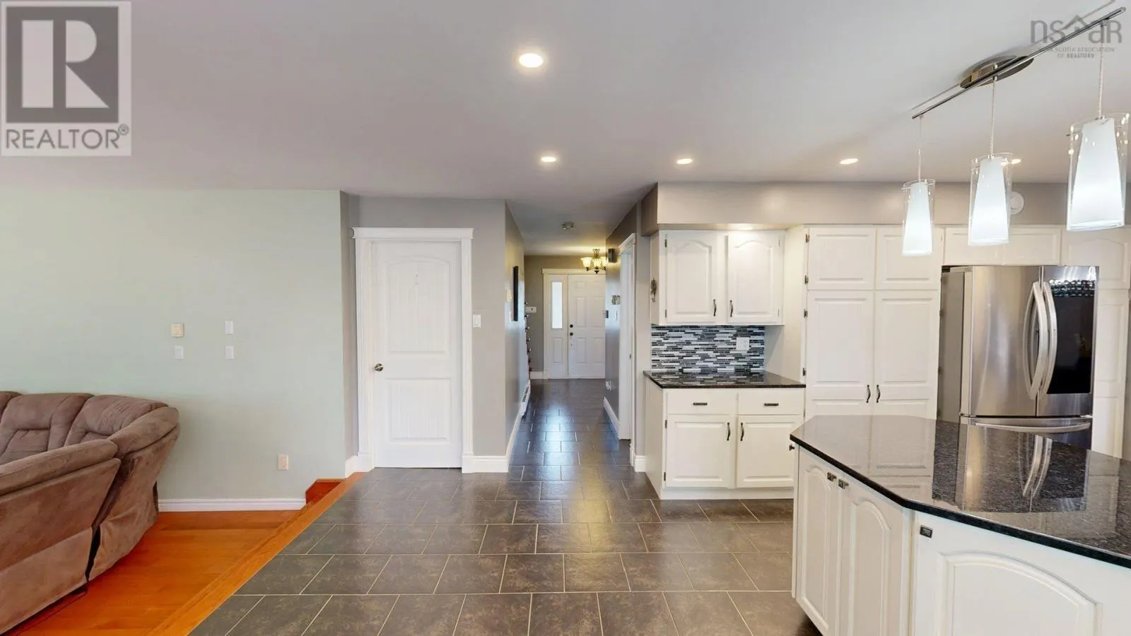40 Saratoga Drive