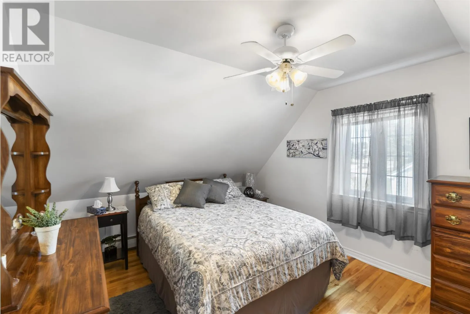 254 South Drive