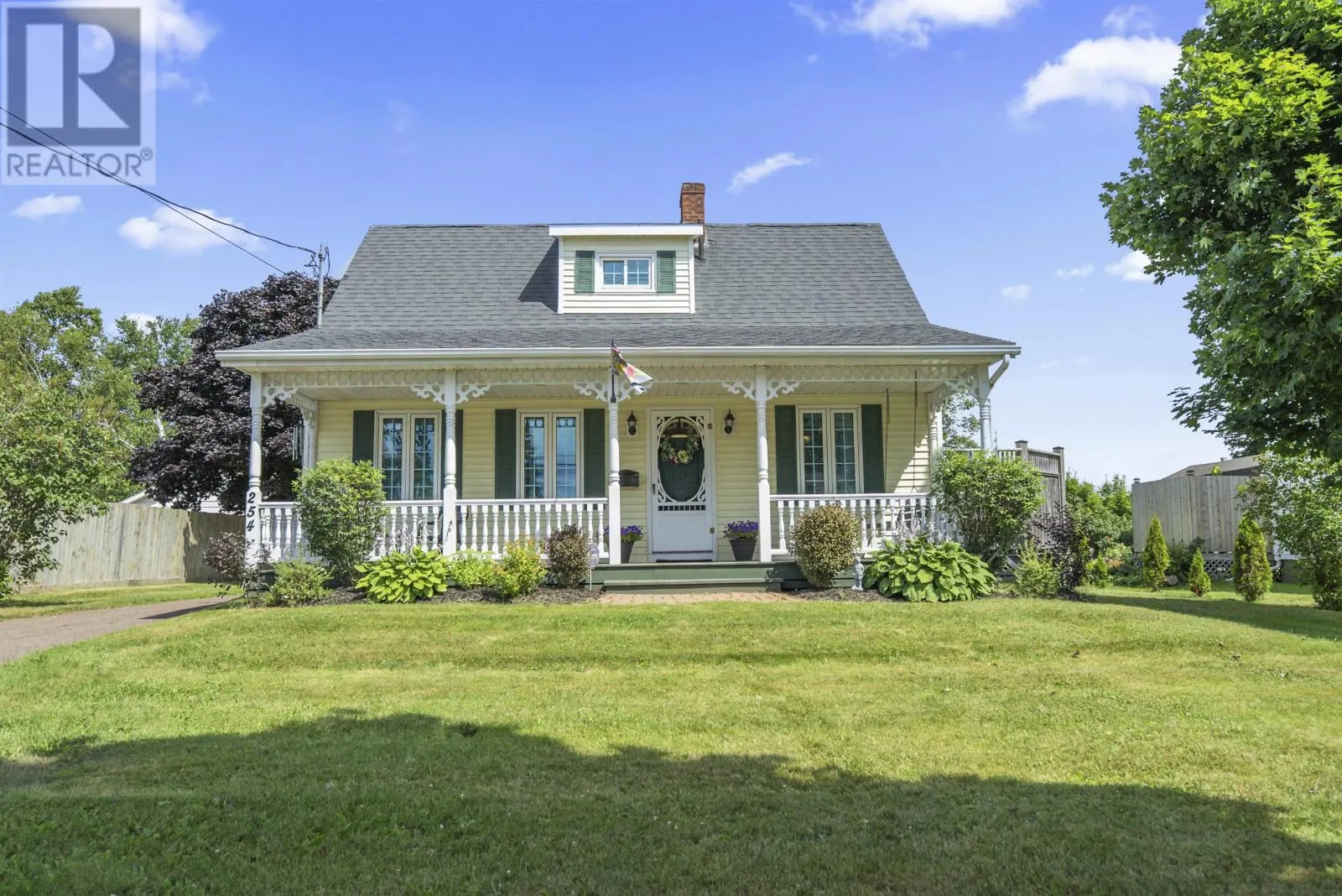 254 South Drive