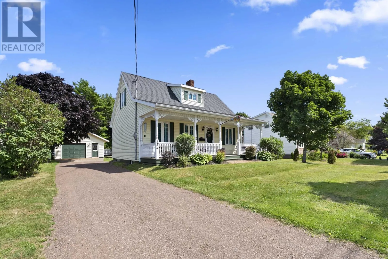 254 South Drive