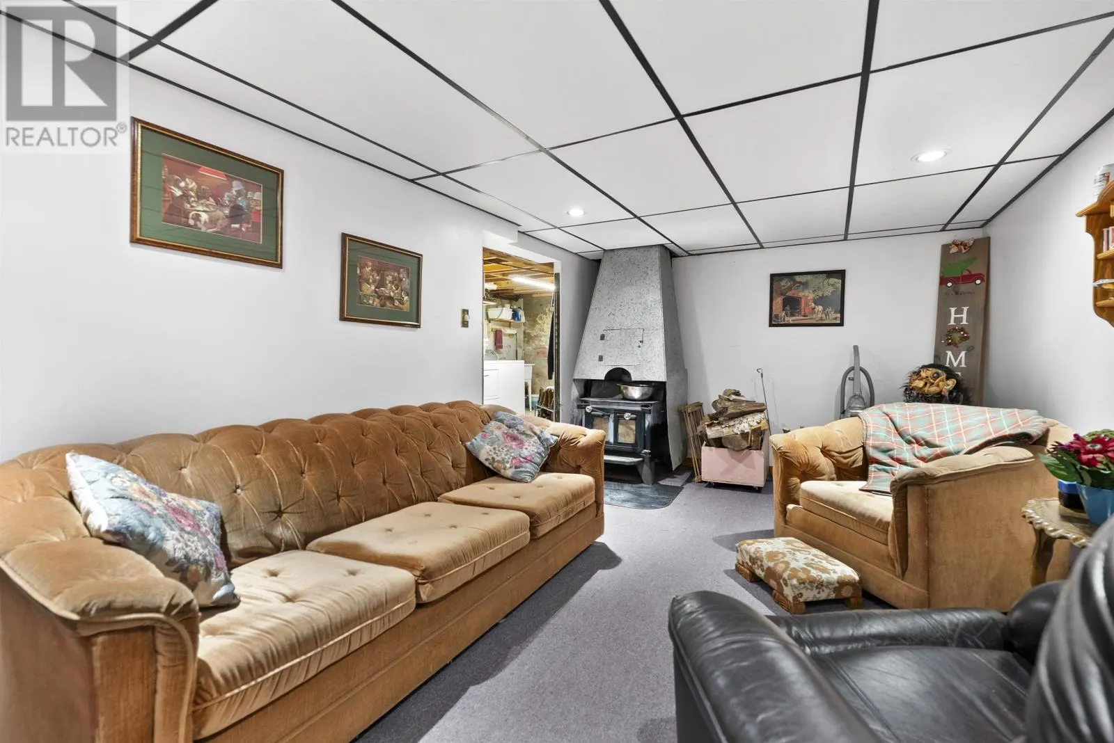 254 South Drive