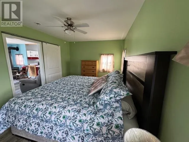 39 Summer Village Road