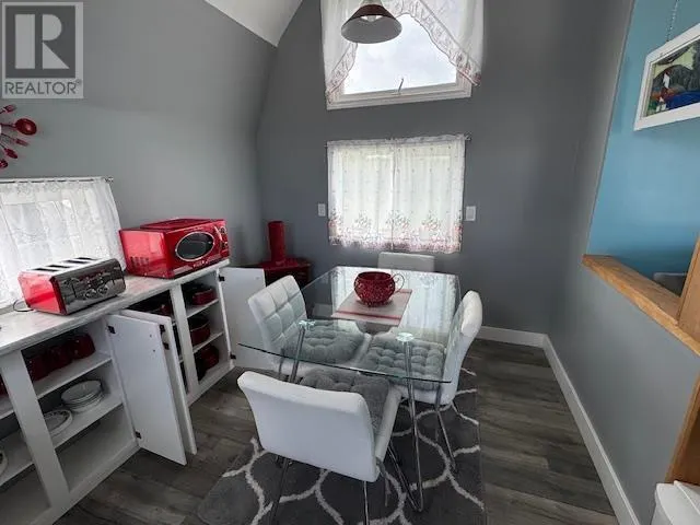 39 Summer Village Road