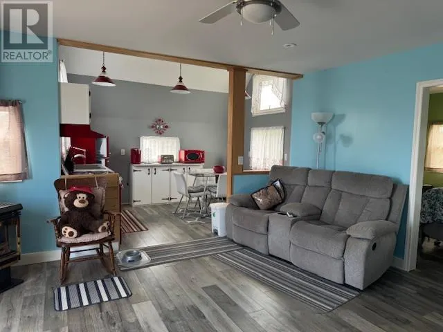 39 Summer Village Road