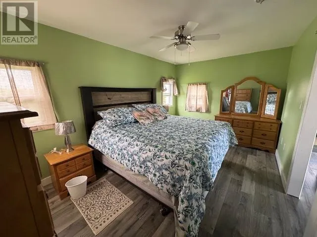 39 Summer Village Road
