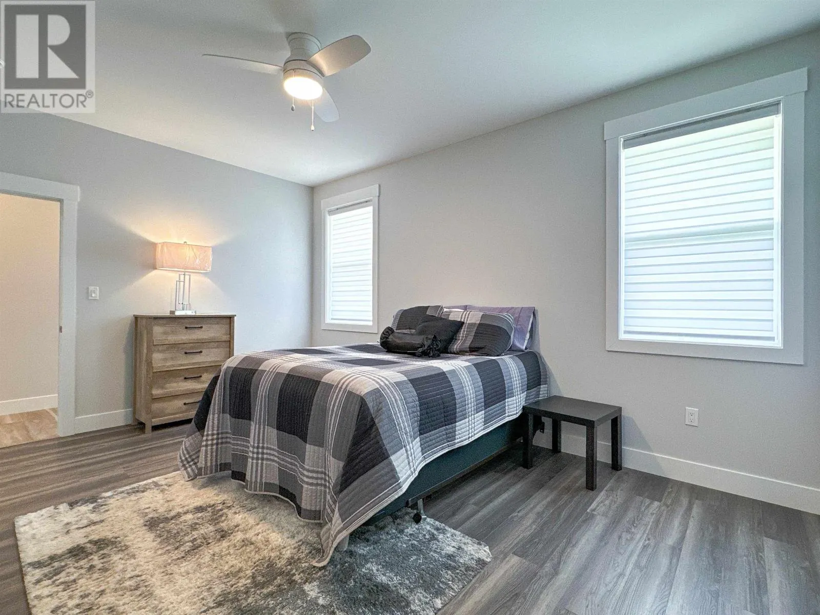 15 Captain James Crescent