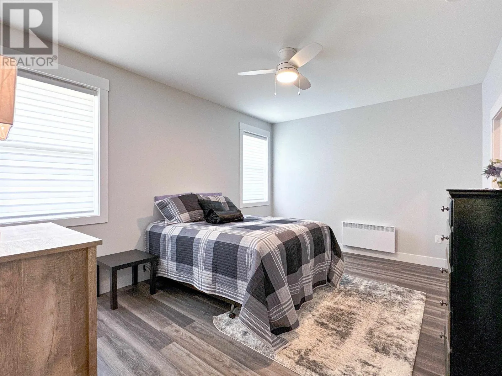 15 Captain James Crescent