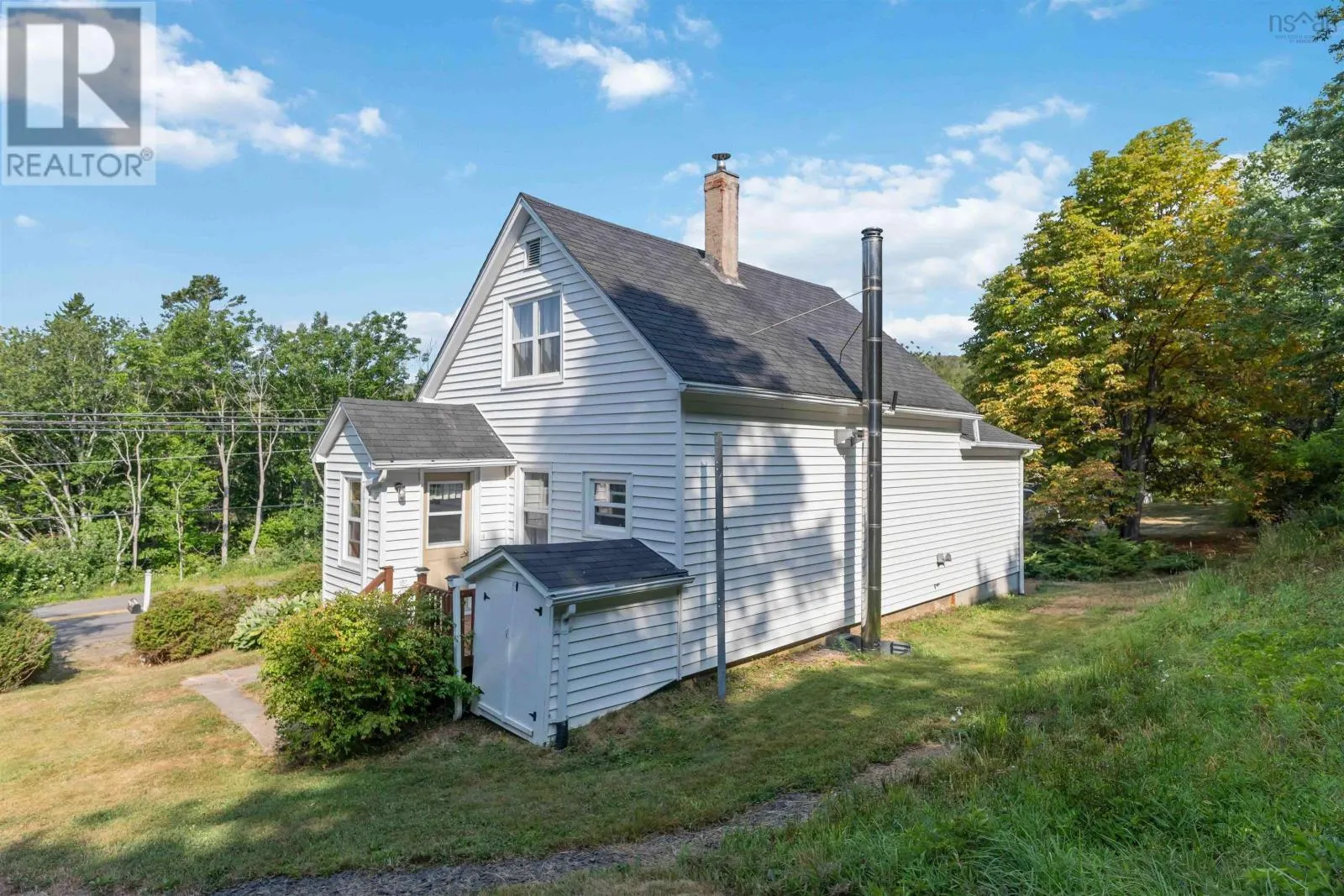 548 Lighthouse Road