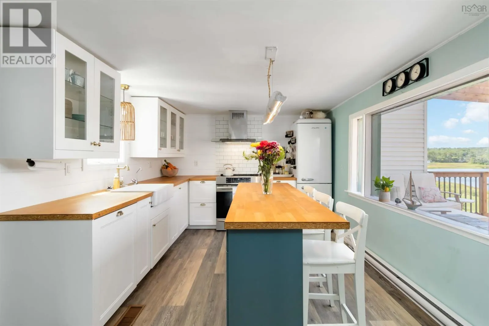 226 Central Port Mouton Road