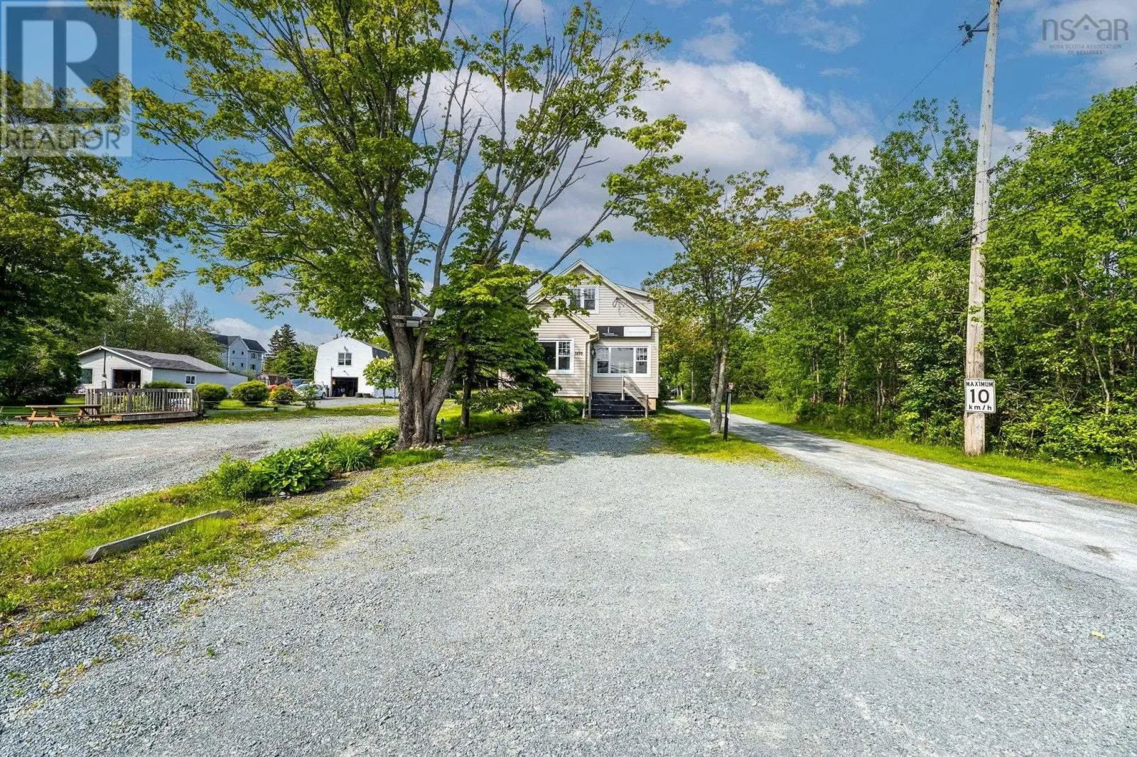 1470 Main Road