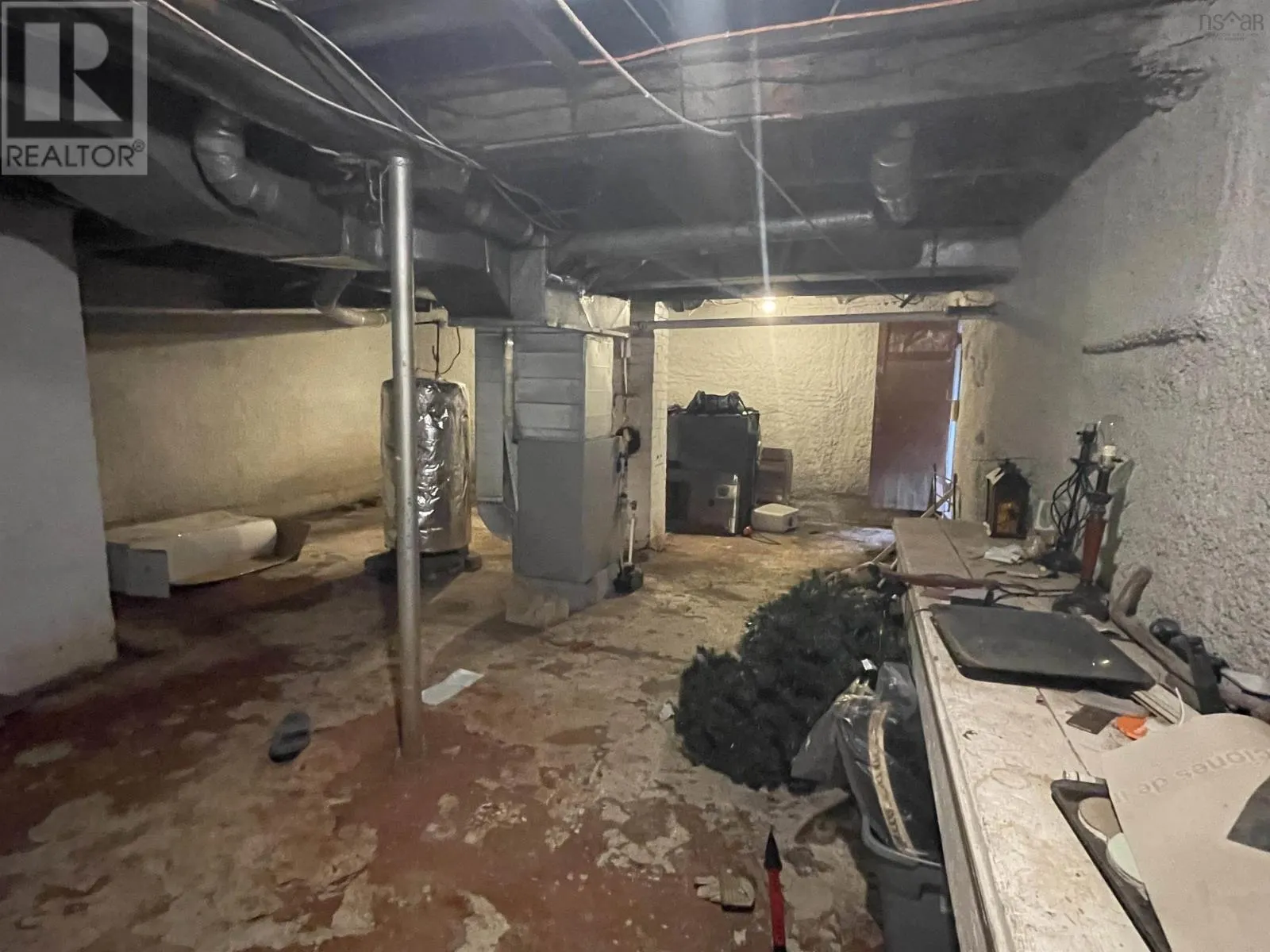58 Seventh Street|58 7th Street