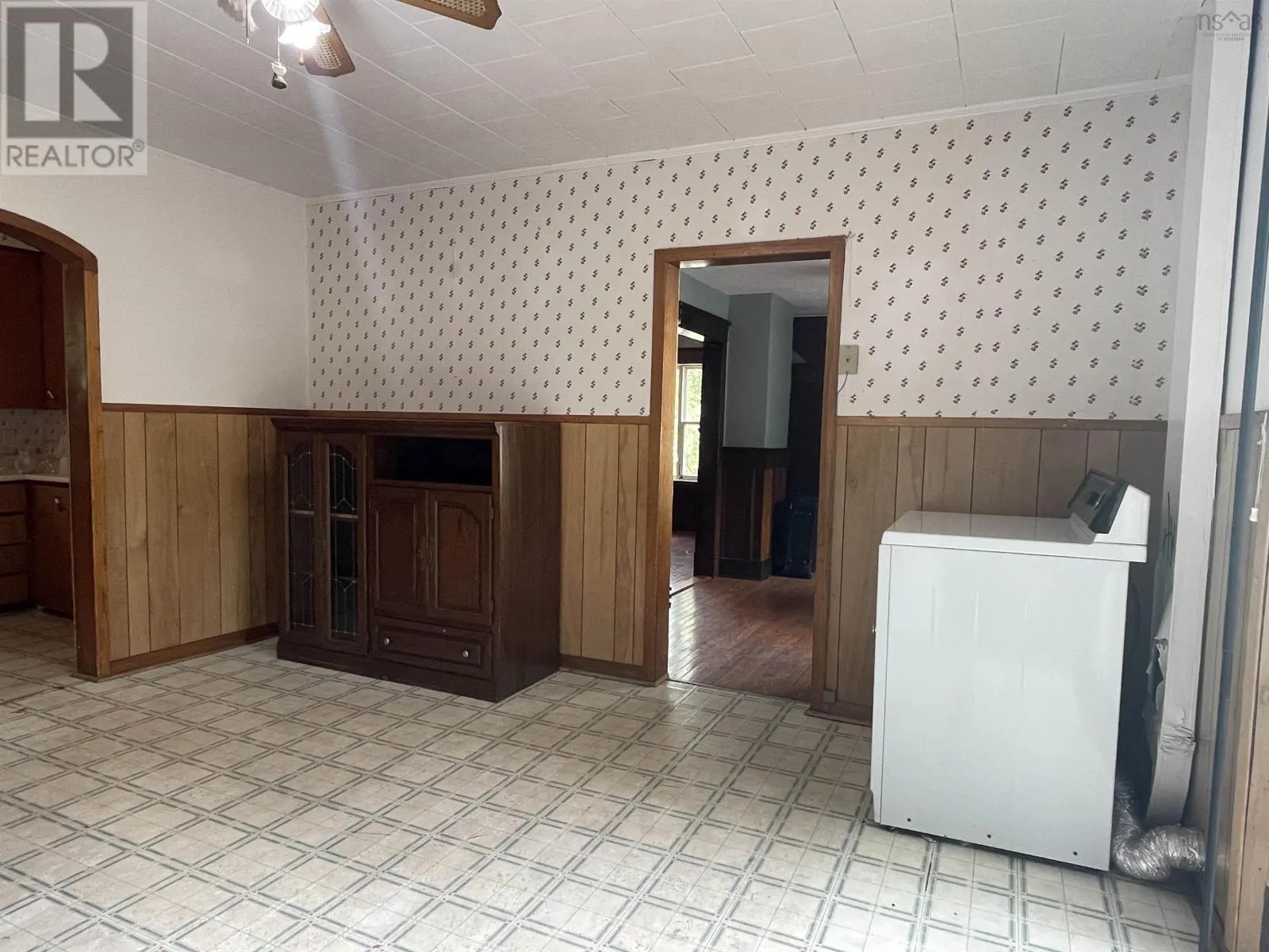 58 Seventh Street|58 7th Street