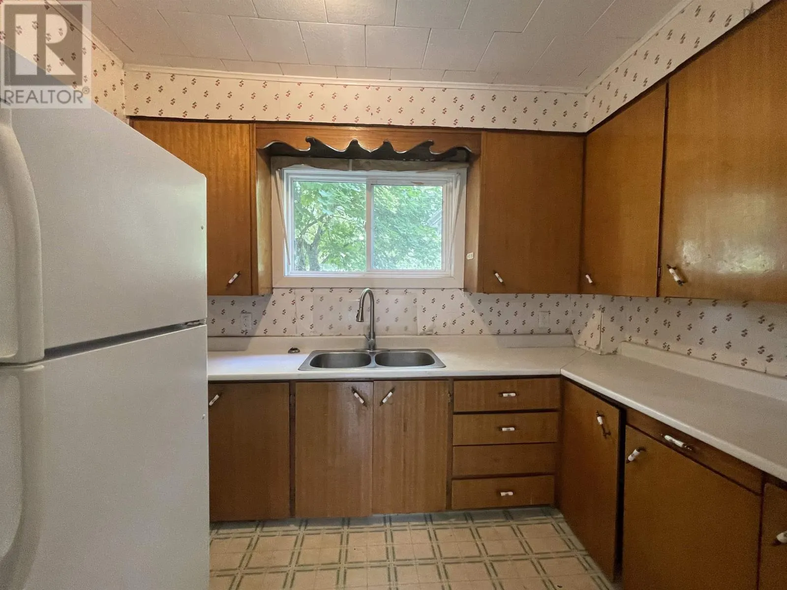58 Seventh Street|58 7th Street
