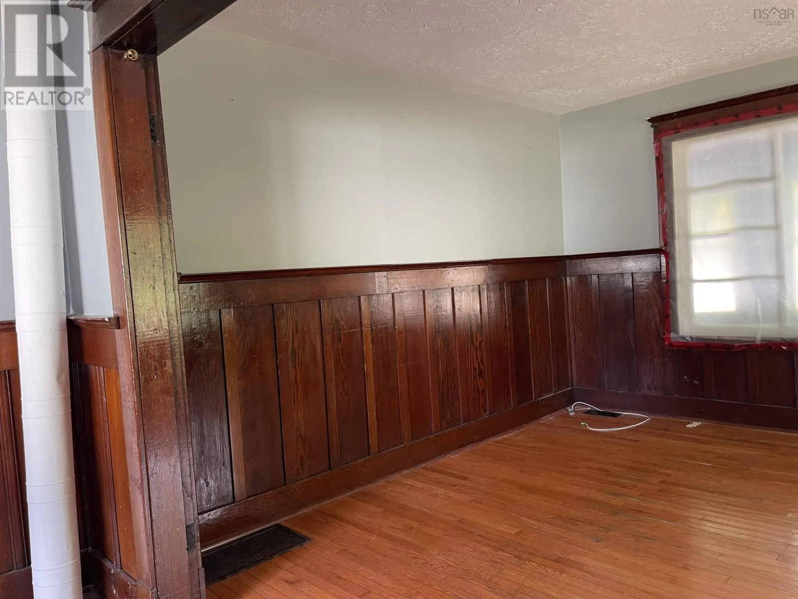 58 Seventh Street|58 7th Street