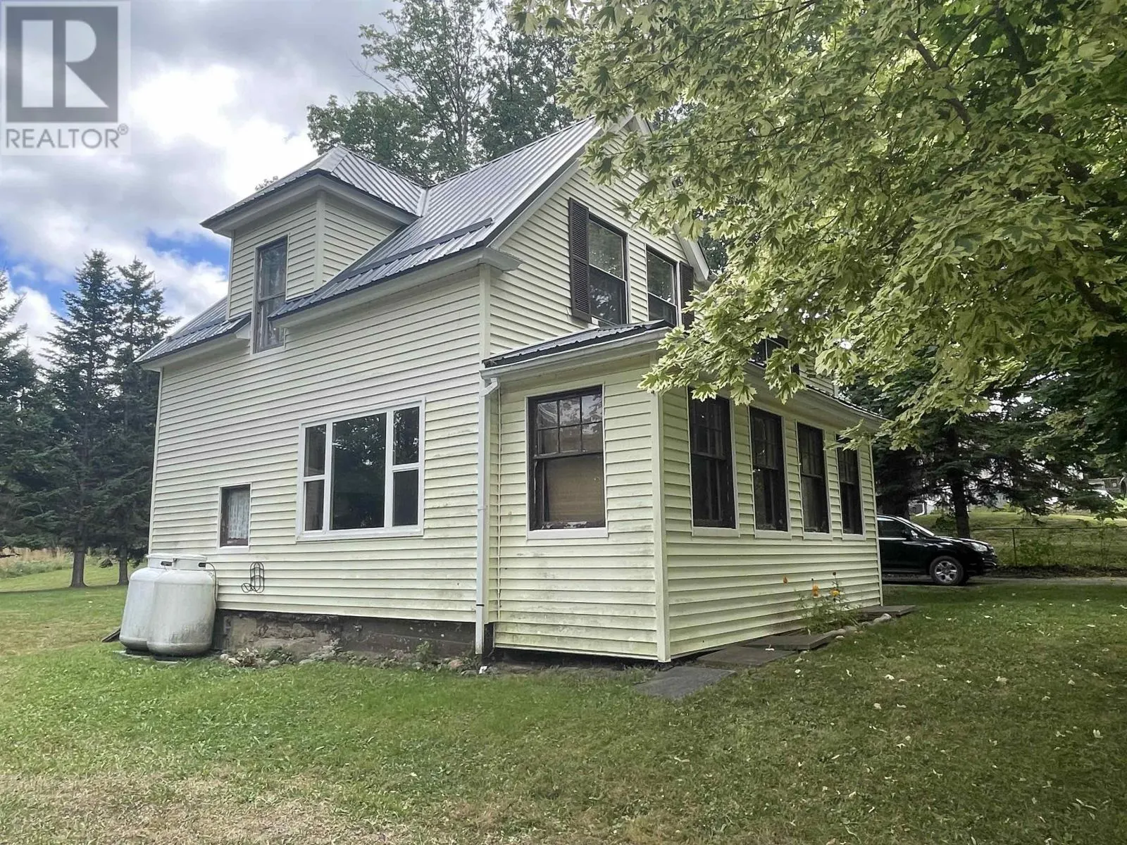58 Seventh Street|58 7th Street