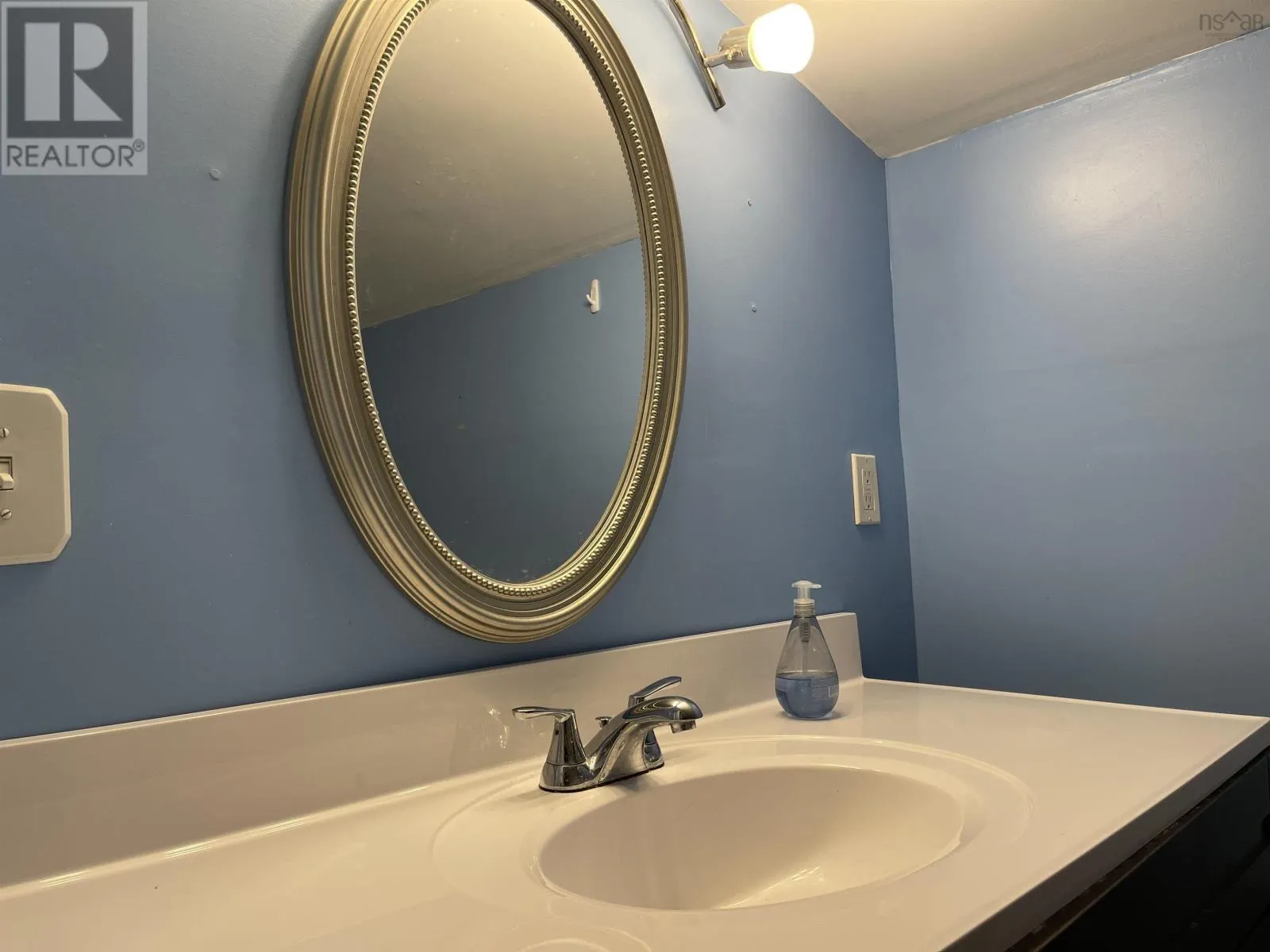 58 Seventh Street|58 7th Street
