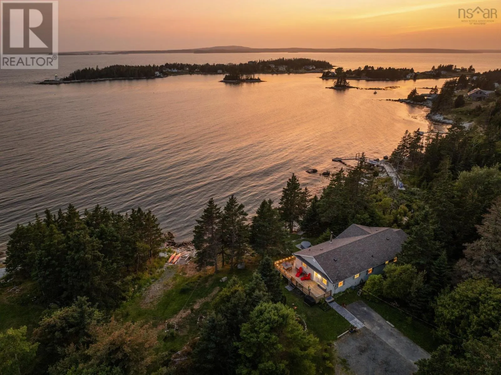 8748 Peggys Cove Road