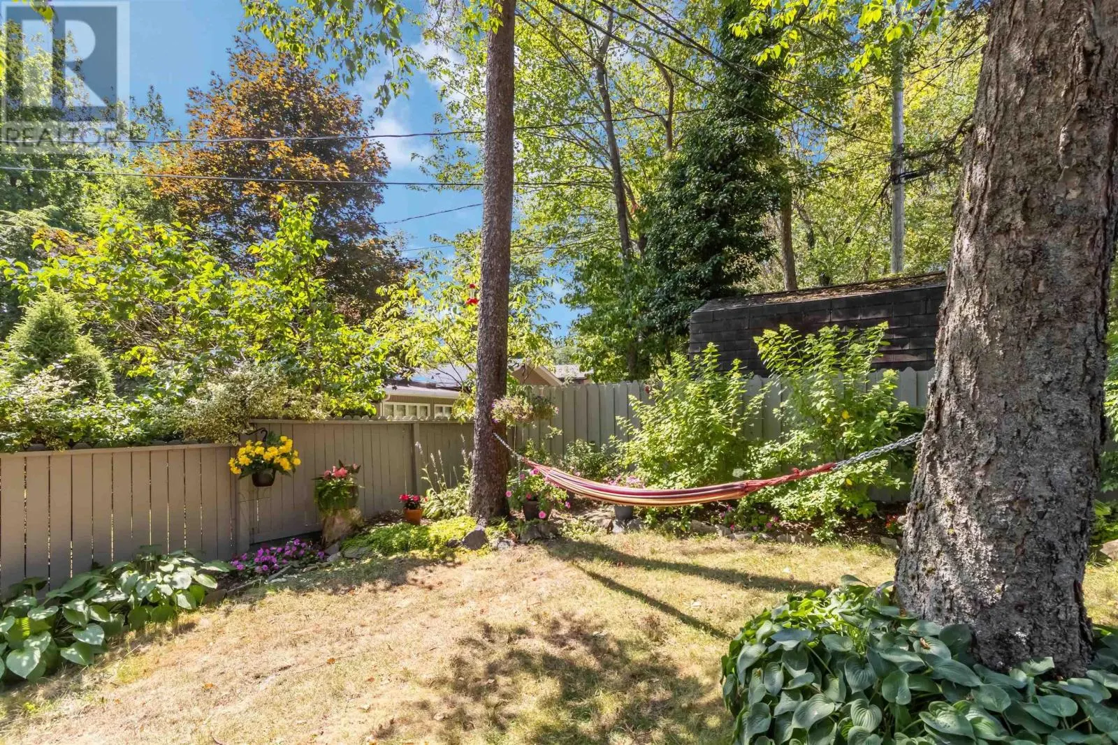 10 Oakburn Court
