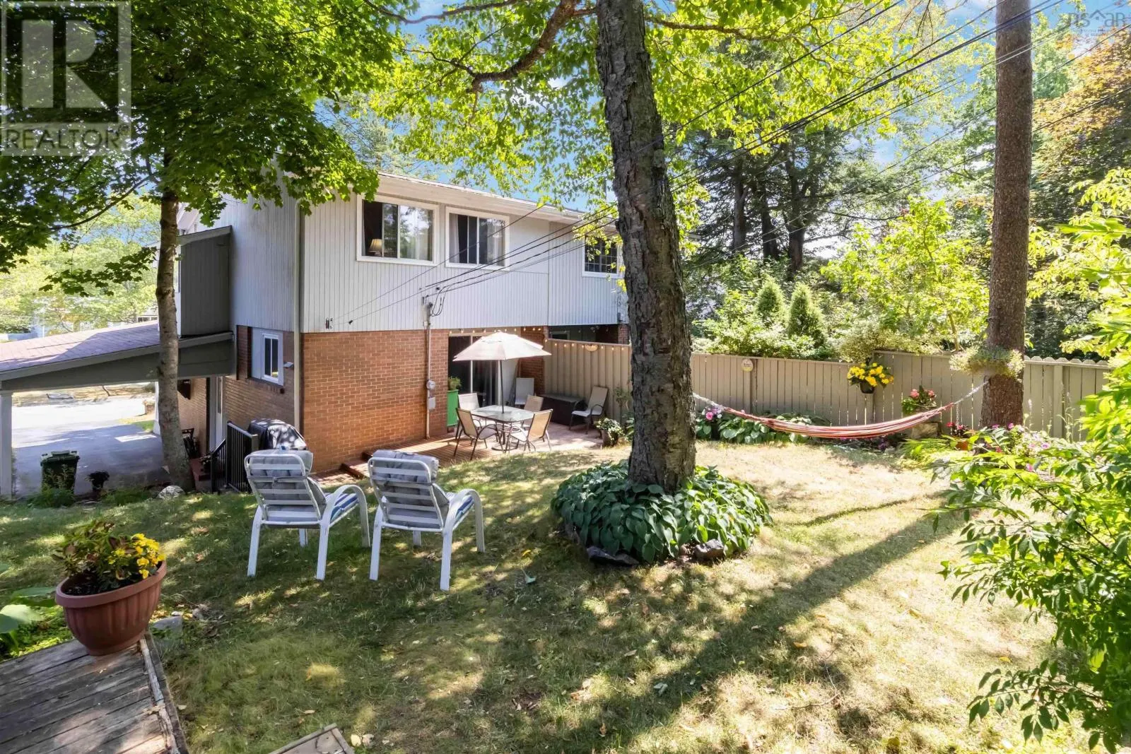 10 Oakburn Court