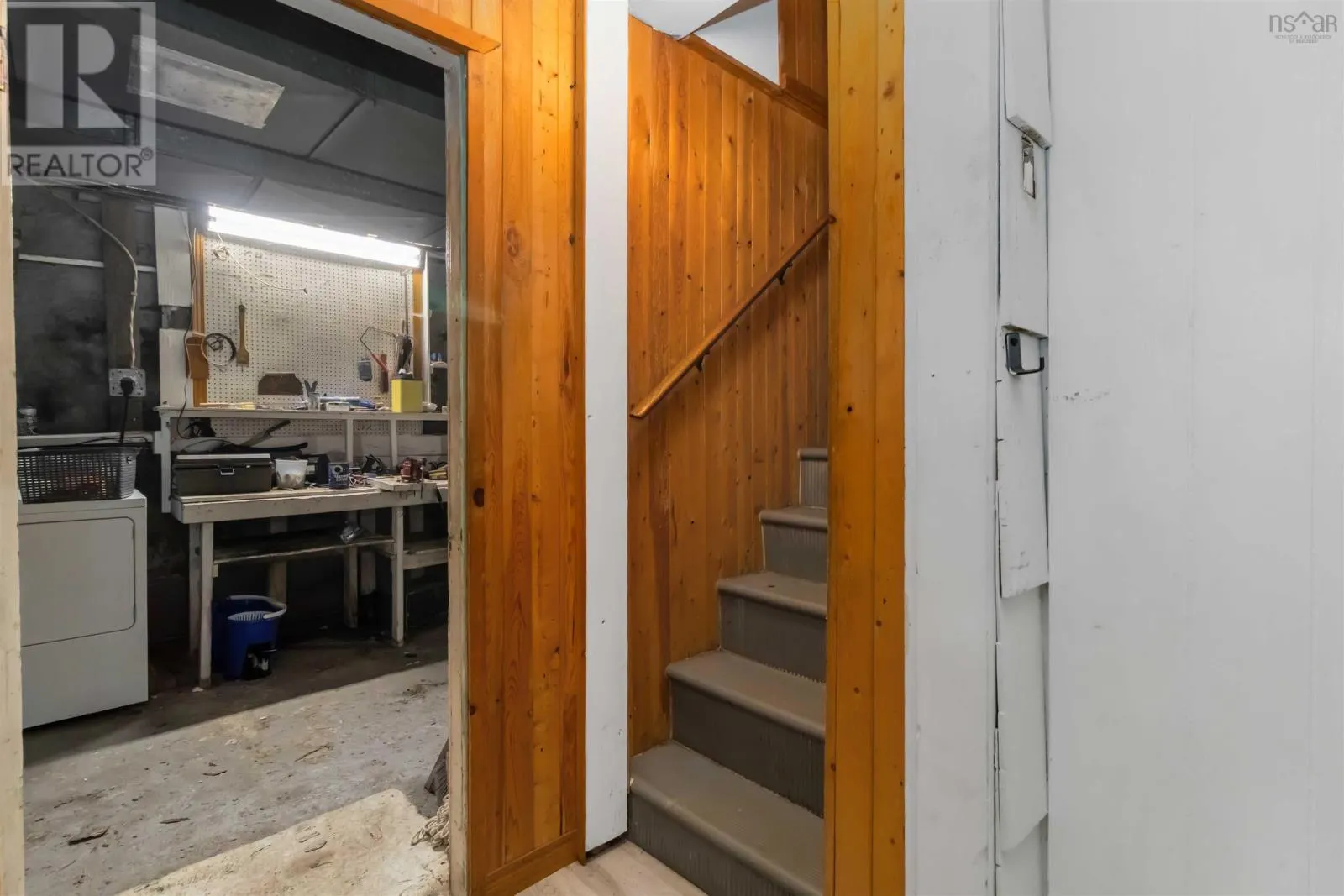 182 Caledonia Road