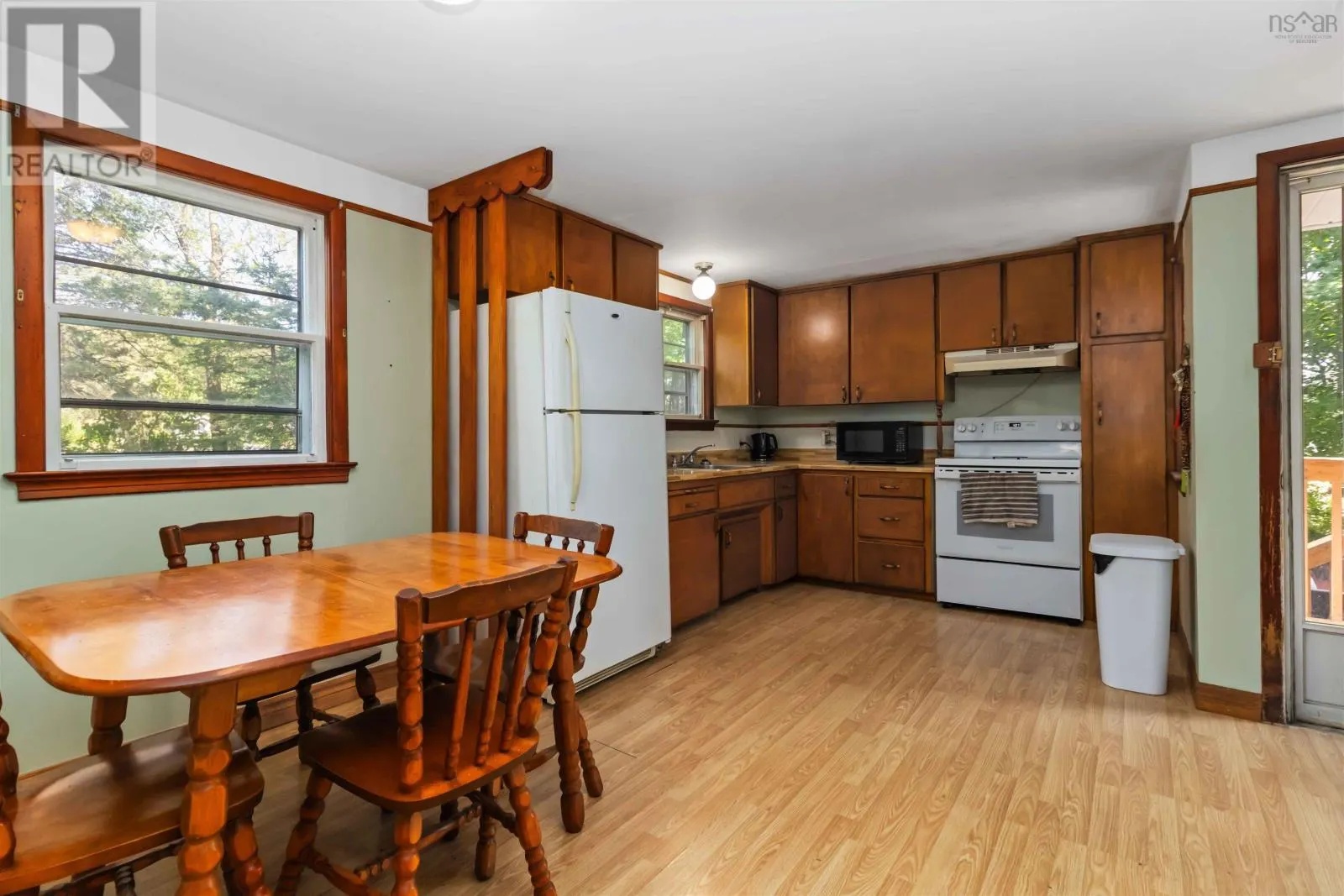 182 Caledonia Road
