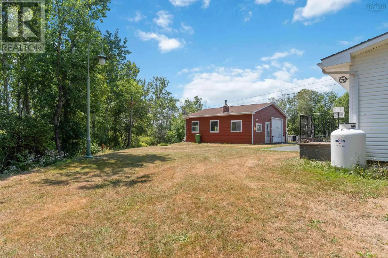 142 Old Halifax Road W
