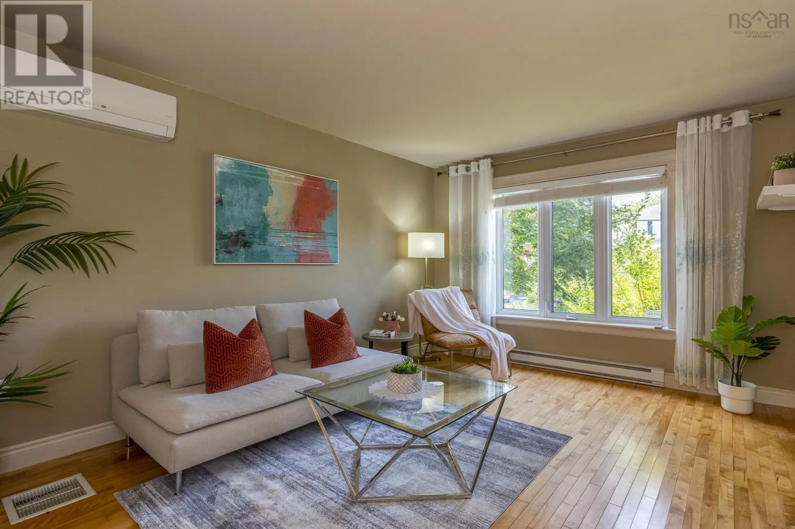 18 Anahid Court