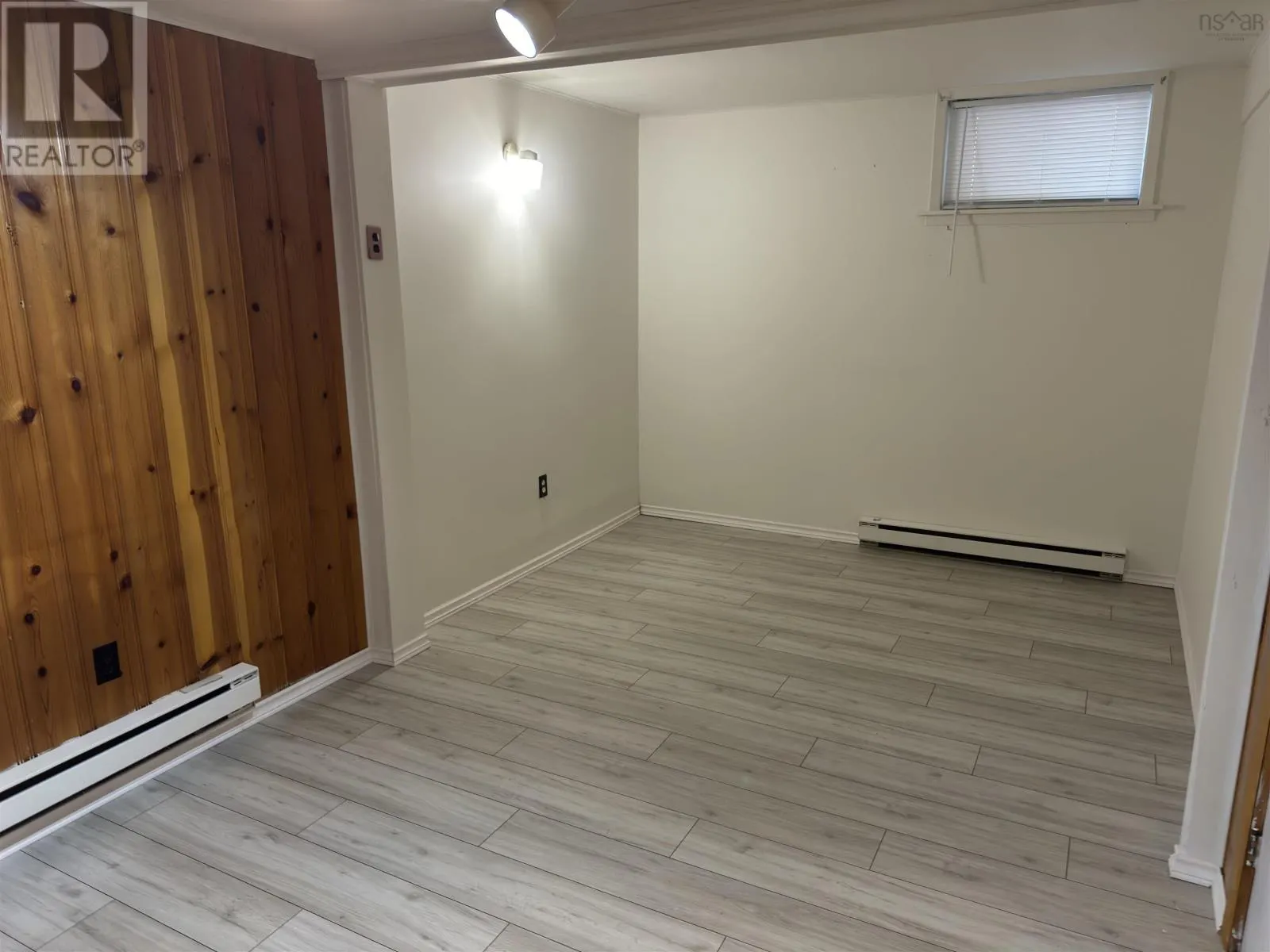 1412 North Main Street