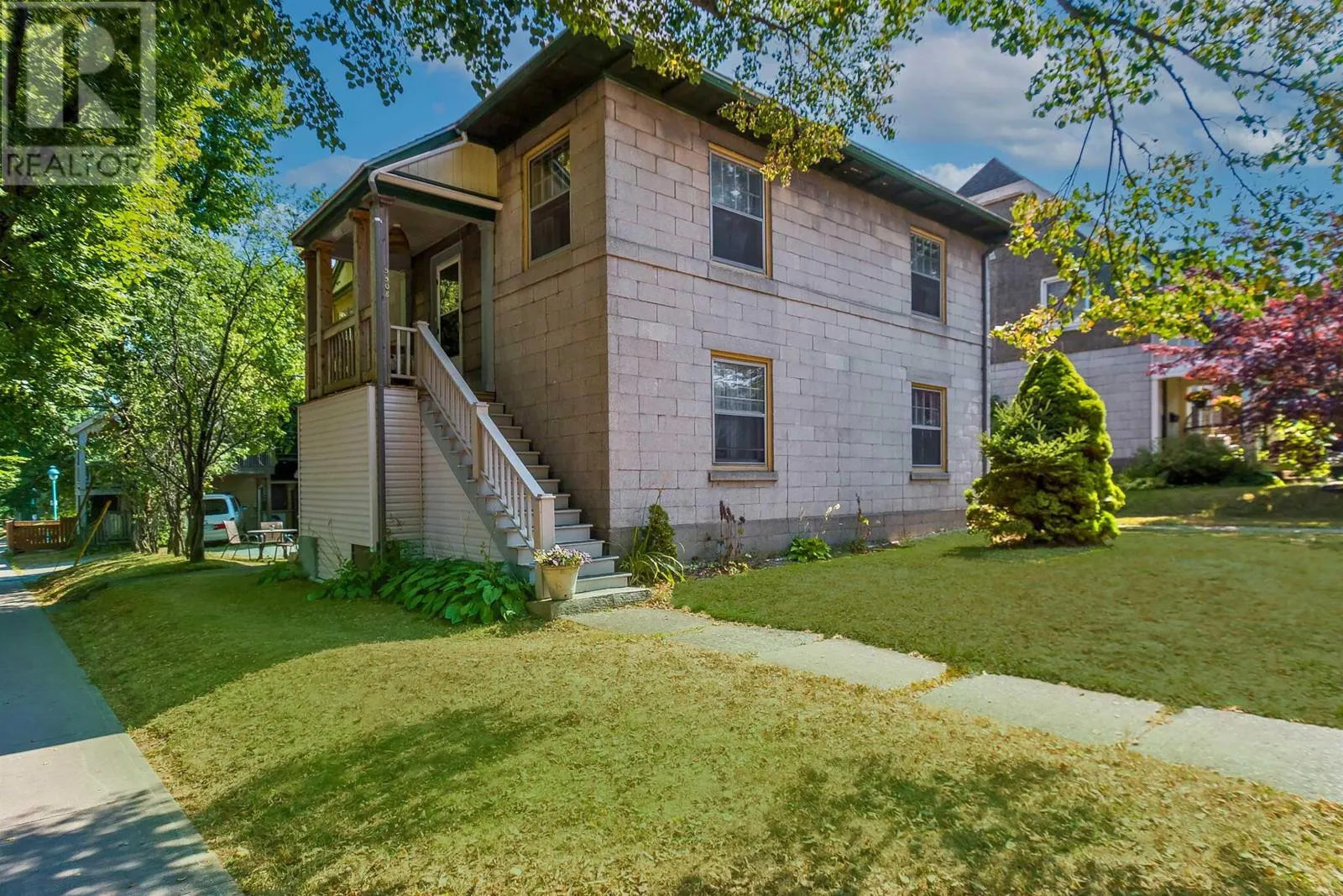 5508-5512 Sebastian Place