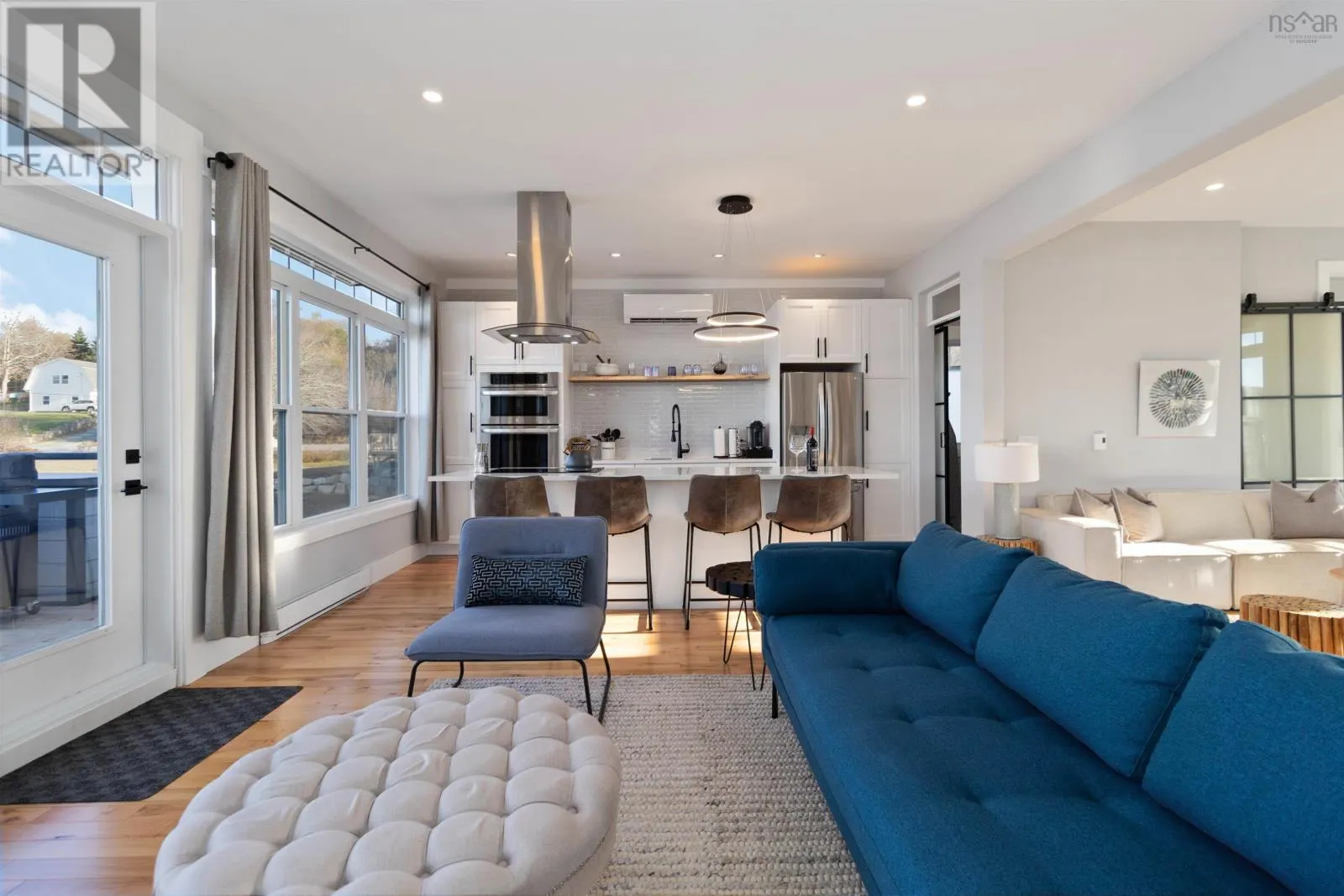 3 693 Masons Beach Road