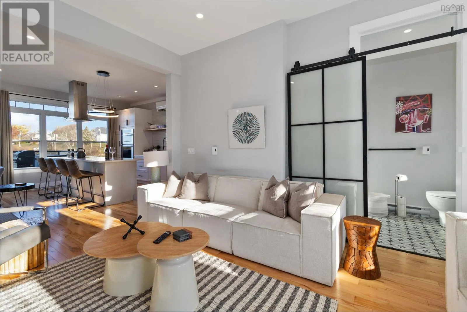 3 693 Masons Beach Road